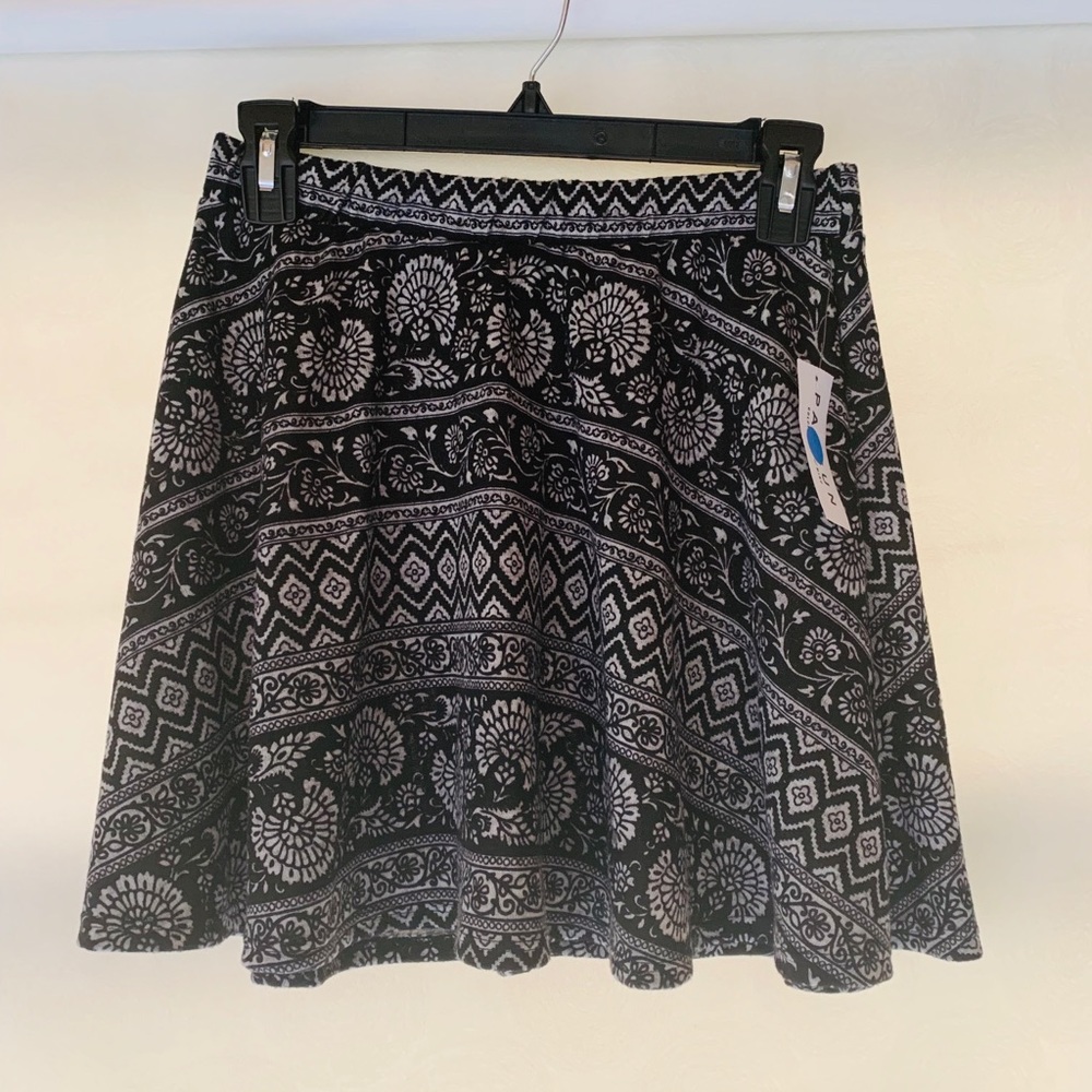 PacSun skater skirt